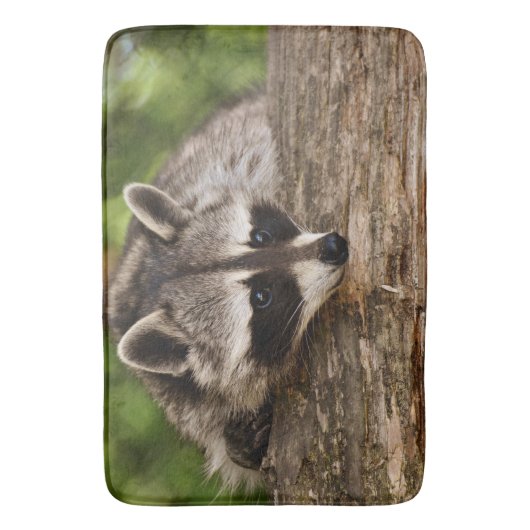 Cute Raccoon Resting on a Log Badmat (Voorkant Verticaal)