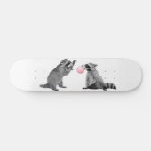 Cute Raccoons met bellengom Persoonlijk Skateboard (Horizontaal)