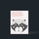Cute Racoon Kids Birthday Briefkaart<br><div class="desc">NewParkLane - Briefkaart, met een schattige zwarte, witte en grijze racoon in de waterverf, met een roze tekstballon met een "Happy Birthday"-wens, tegen een leuke abstracte, geblindeerde witte achtergrond. Lekker ontwerp voor elke verjaardag van een kind! Eenvoudig aan te passen in Zazzle met uw eigen tekst voor een gepersonaliseerd ontwerp....</div>