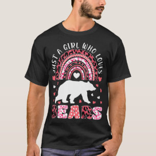 Cute Rainbow, een meisje dat van Beren houdt. T-shirt
