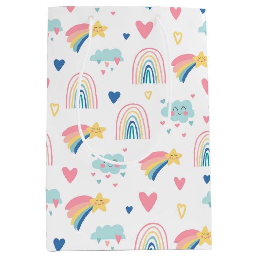 Cute Rainbow Hearts & Clouds Pattern Medium Cadeauzakje (Voorkant)