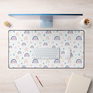 Cute Rainbows & Hearts Pattern Bureaumat
