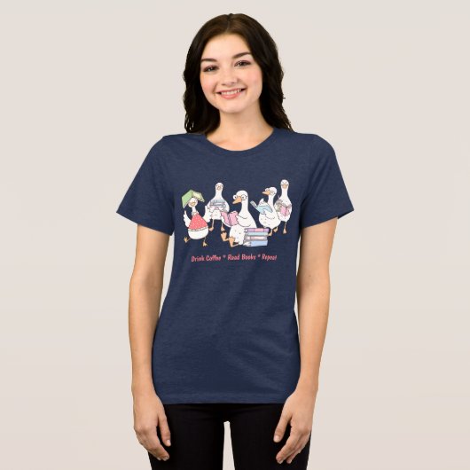 Cute Reading Geese T-Shirt • Book Lover Tee (Voorkant volledig)