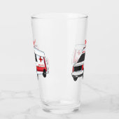 Cute red ambulance van cartoon glas (Links)