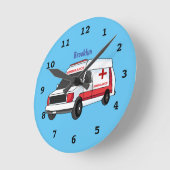 Cute red ambulance van cartoon ronde klok (Hoek)