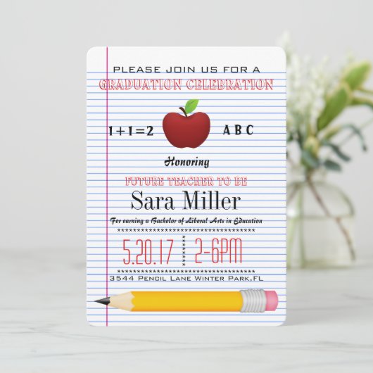 Cute Red Apple Teacher Afstuderen Invitation Kaart (Staand voorkant)
