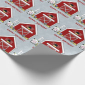 Cute Red Barn, Koe Boerderij, Aangepaste verjaarda Cadeaupapier (Hoek)