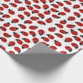 Cute Red & Black Ladybug Pattern Cadeaupapier (Hoek)