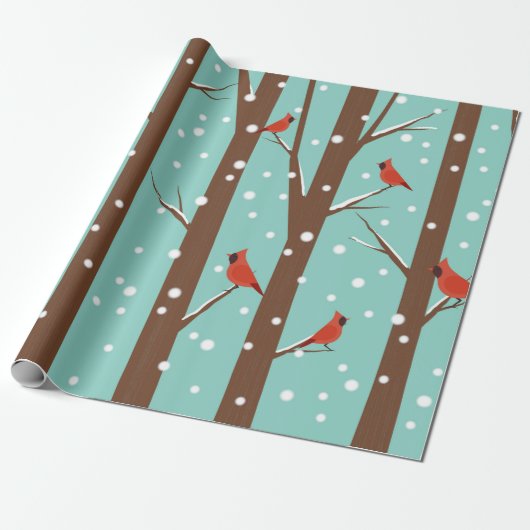 Cute Red Cardinals geperst op wintertreinen Cadeaupapier (Uitgerold)