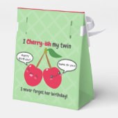 Cute Red Cherry Kawaii Twins Birthday Bedankdoosjes (Achterkant)