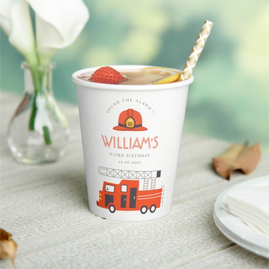 Cute Red Firetruck Engine Kinder elke zondag Papieren Bekers (Insitu)
