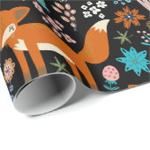 Cute Red Foxes Flowers & Birds Pattern Cadeaupapier (Rol Hoek)