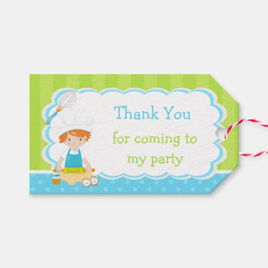 Cute Red Hair Boy Baking Birthday Party Cadeaulabel (Voorkant (Horizontaal))