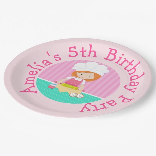 Cute Red Hair Girl Baking Birthday Party Papieren Bordje (Gekanteld)