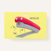 Cute red happy stapler cartoon badge (Achterkant)