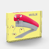 Cute red happy stapler cartoon fotoblokken (Links)