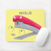 Cute red happy stapler cartoon muismat (Met muis)