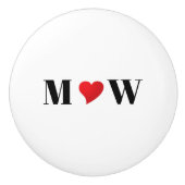 Cute red hart aangepaste initialen monogram keramische knop (Voorkant)
