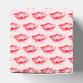 Cute Red Kisses Blush Pink Valentijnsdag Bedankdoosjes (Bovenkant)