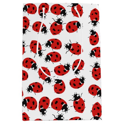 Cute Red Ladybug Pattern Medium Cadeauzakje (Voorkant)
