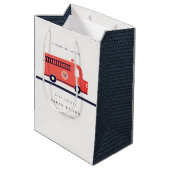 Cute Red Navy Fire Truck Engine Baby shower Medium Cadeauzakje (Achterkant Gekanteld)