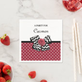 Cute Red Polka Dots with Chevron Roos Bow and Name Servet (Insitu)