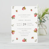 Cute Red Strawberry Leafy Botanical Wedding Invite Bedankkaart (Staand voorkant)