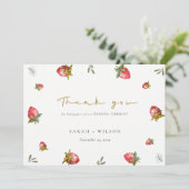 Cute Red Strawberry Leafy Green Botanical Wedding Bedankkaart (Staand voorkant)