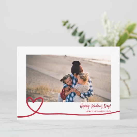 Cute red white line hartfoto valentine day feestdagenkaart (Staand voorkant)