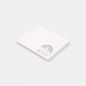 Cute regenboog - Gepersonaliseerde roze gestripte Post-it® Notes (Schuin)