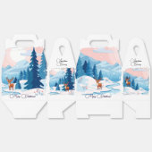 Cute reindeer in a snowy landscape Favor Box Bedankdoosjes (Ongevouwen)