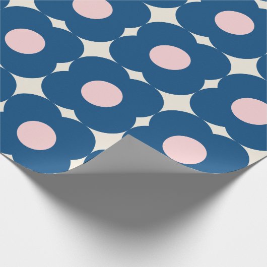 Cute Retro Geometric Flowers Pattern Blue en Roze Cadeaupapier (Hoek)