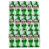 Cute Retro Green Kerstmis Elf Gift Bag Medium Cadeauzakje (Voorkant)