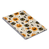 Cute Retro Halloween Patroon Notitieboek (Rechterzijde)