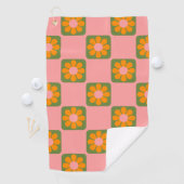 Cute Retro Hippie Flower Checkerboard Roze Groen Golfhanddoek (Insitu)