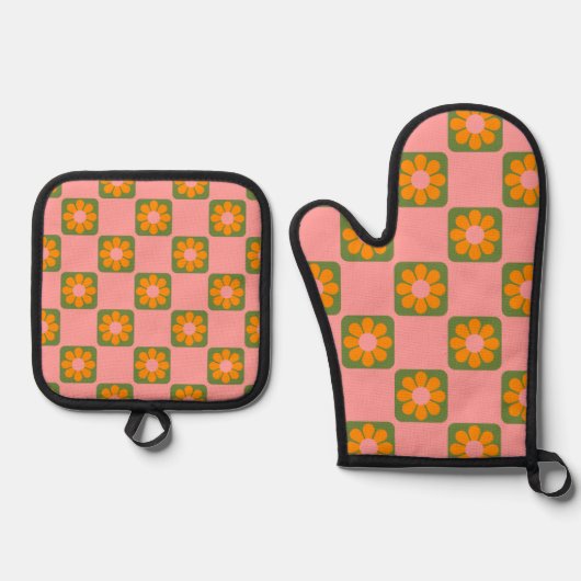 Cute Retro Hippie Flower Checkerboard Roze Groen Ovenwant & Pannenlap Set (Voorkant)