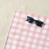 Cute Retro Roze Gingham ruitpatroon Strandlaken (In situ)
