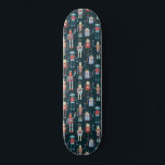 Cute Retro Style Robots van 1950 Persoonlijk Skateboard<br><div class="desc">Kute en handige robots met een retro-stijl uit de jaren 50. Oma heeft dit waarschijnlijk in zijn schuur gemaakt. Kunstmatige intelligentie,  maar niet op een enge manier.</div>