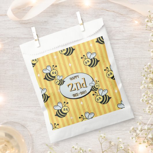 Cute Retro Yellow Striped Bumblebee Birthday Bedankzakje (Geknipt)