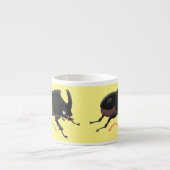 Cute rhinoceros kever cartoon espresso kop (Voorkant)