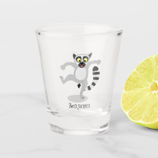 Cute ring tail lemur dancing cartoon illustration shot glas (Voorkant)