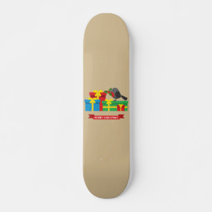 Cute Robin en de vier kleurrijke cadeautjes Persoonlijk Skateboard