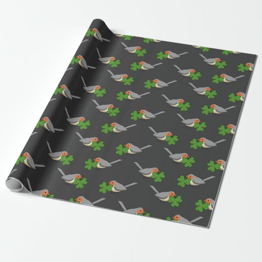 Cute Robin met Shamrock Clover-Cartoon Cadeaupapier (Uitgerold)