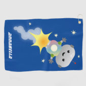 Cute robot vliegend in de cartoon van de ruimte golfhanddoek (Horizontaal)