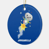 Cute robot vliegend in de cartoon van de ruimte keramisch ornament (Links)