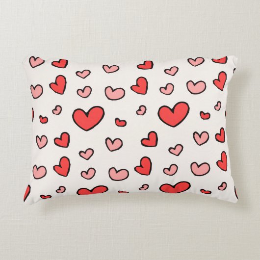 Cute rode en roze harten patroon accent kussen (Voorkant)