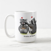 Cute Romantic Cartoon Raccoon Couple Coffee Mok (Links)