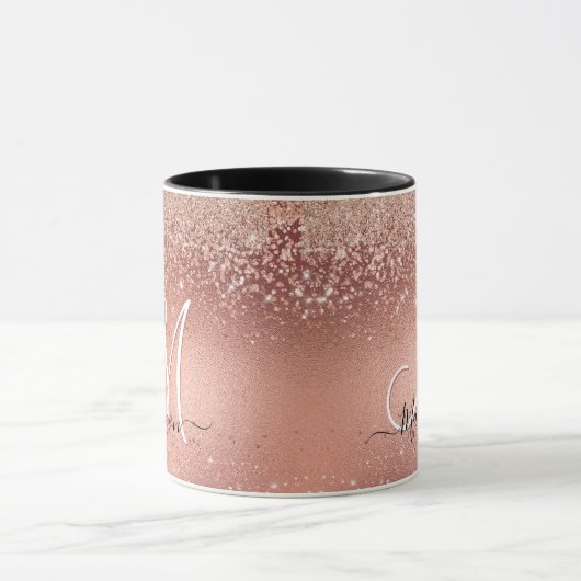 Cute roos gold faux glitter monogram mok (Midden)