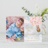 Cute Roze Ballonnen Beer Winter Baby Foto Bedankkaart (Staand voorkant)