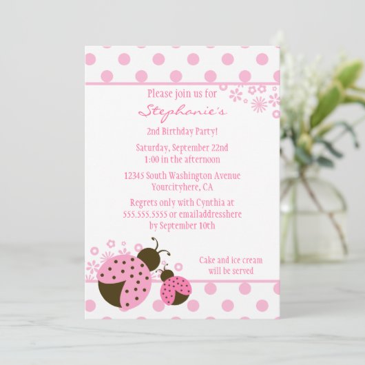 Cute roze dame bug meisjes verjaardagsfeest kaart (Staand voorkant)